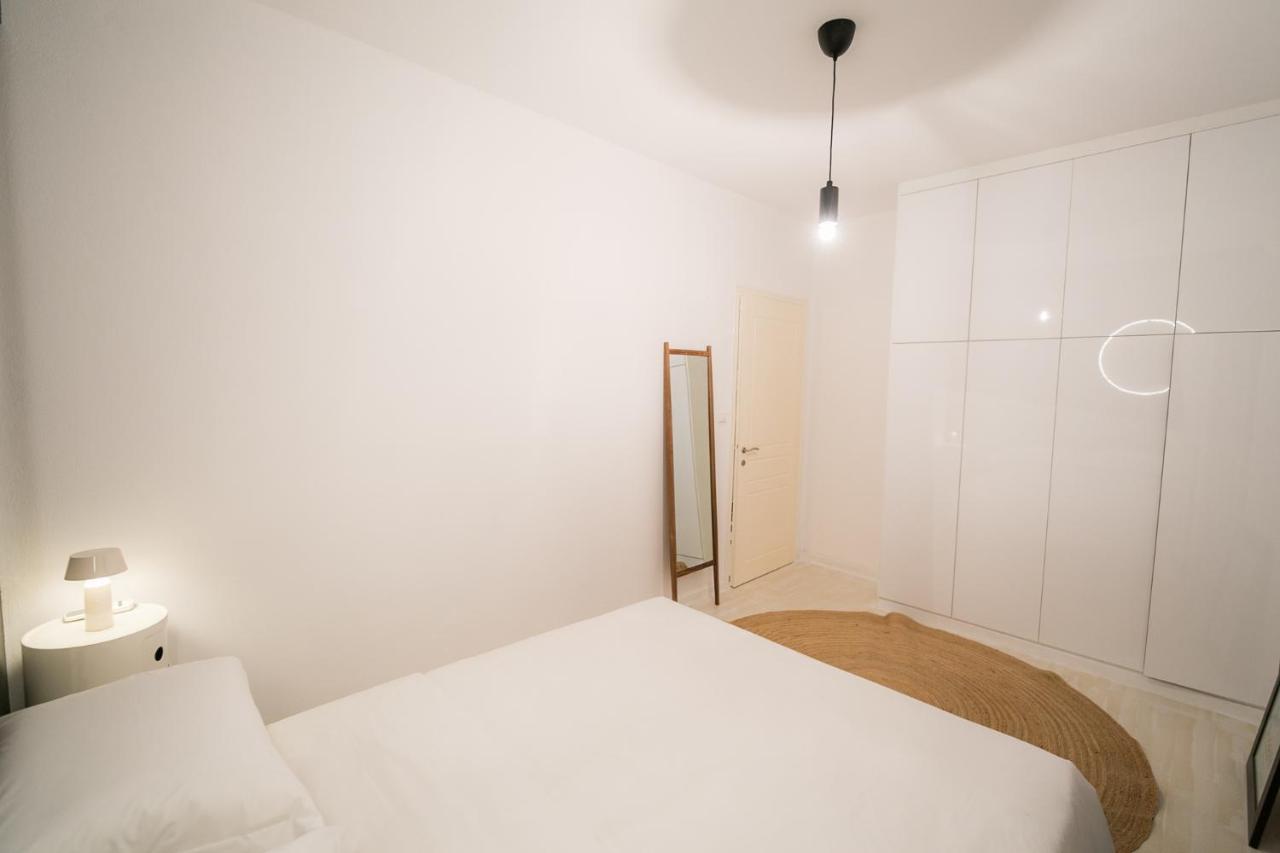 Fena Uptown Easy Living Apartment 沃洛斯 外观 照片