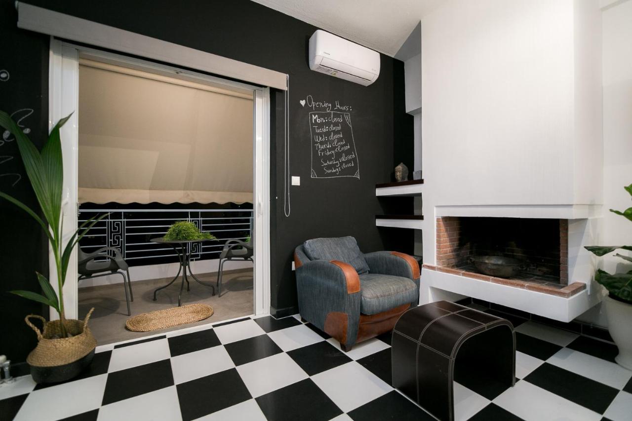 Fena Uptown Easy Living Apartment 沃洛斯 外观 照片